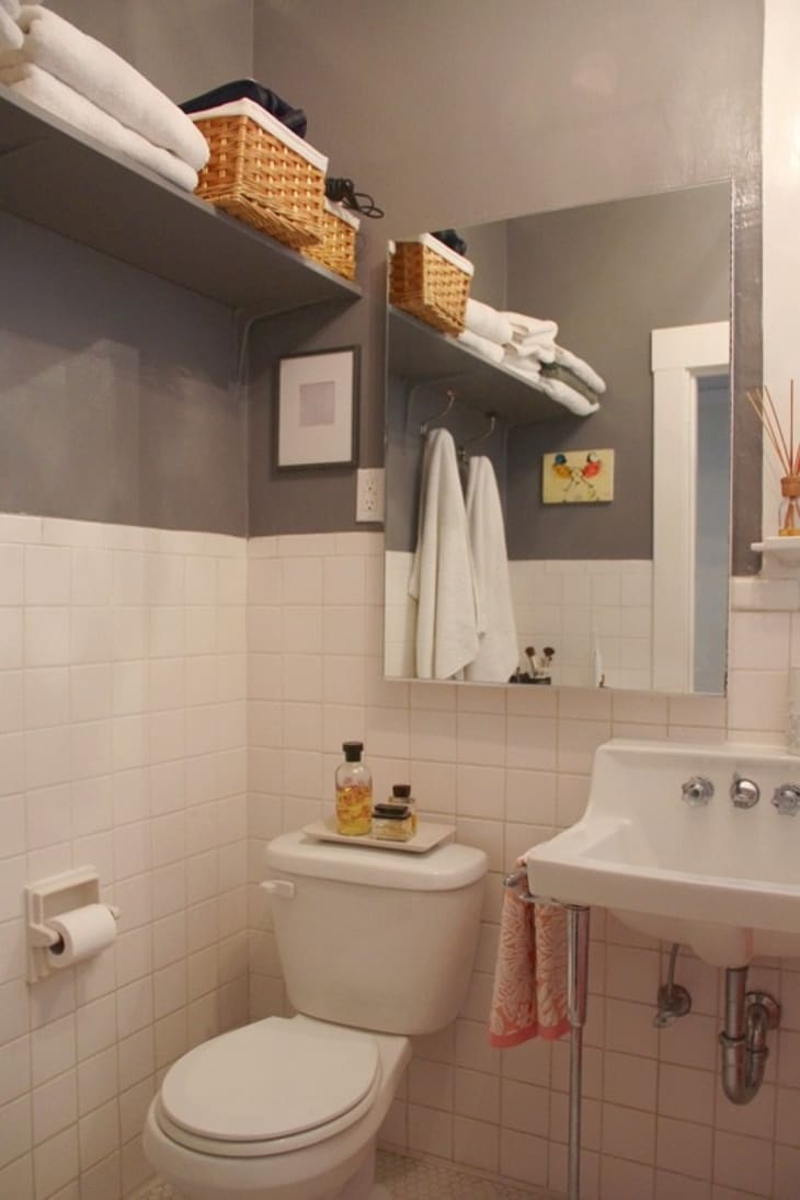 Windowless Bathrooms 9 That Aren’t Bad at All (And Why!) Apartment